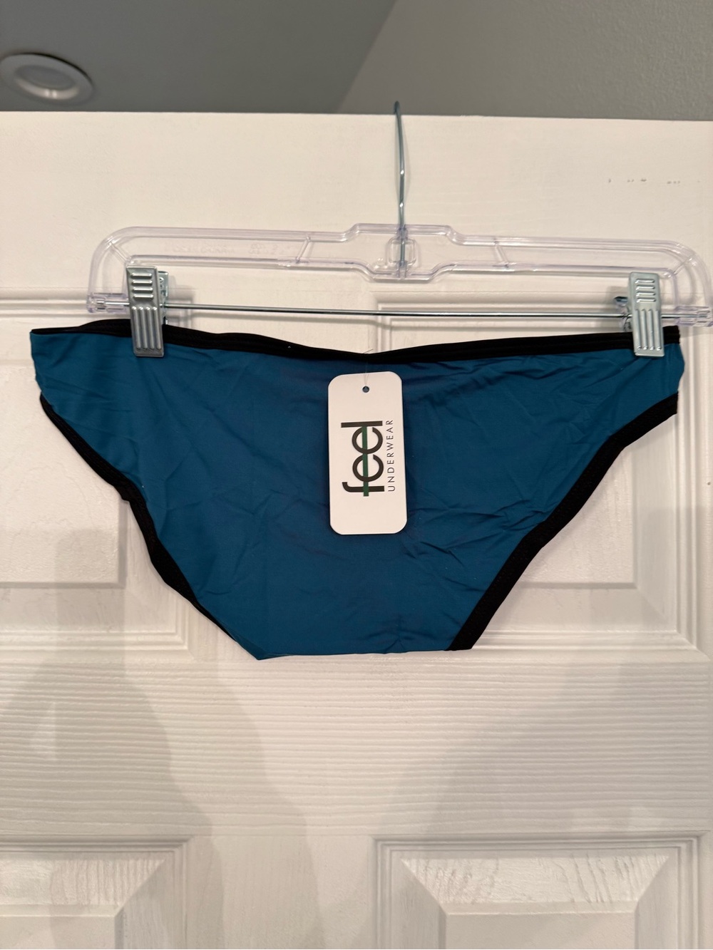Feel Bundle 4 pack Men's Briefs - Navy, Navy Mesh, White, Teal - Picture 3 of 9
